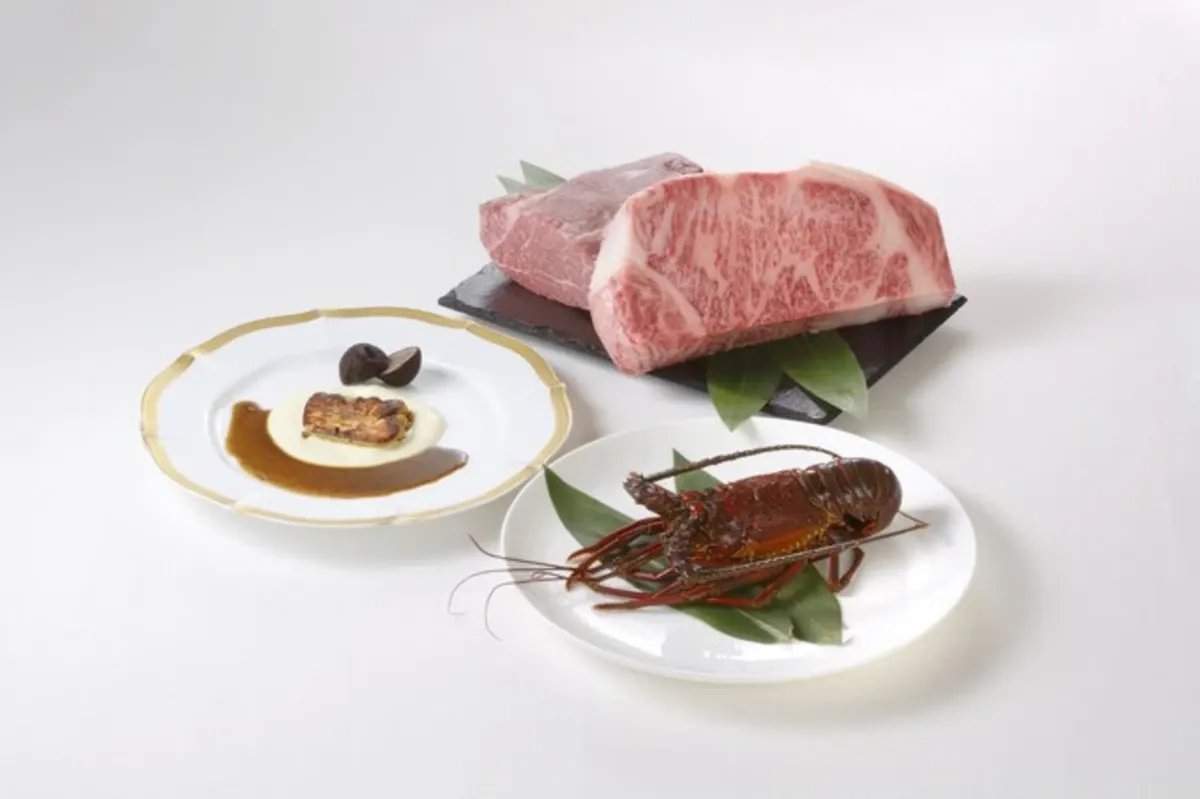 12月19日～25日【クリスマスディナー】選べる全2種！黒毛和牛や伊勢海老など豪華食材を味わう鉄板焼クリスマスコース★ホテルオークラで過ごす特別な夜★の写真 4
