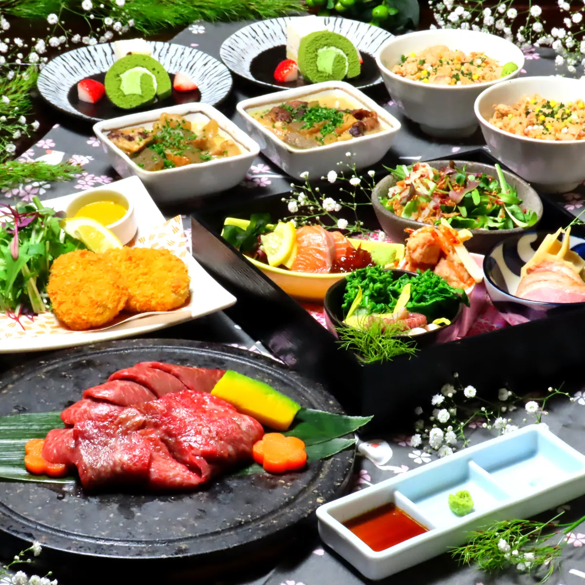 料理長渾身の肉料理が彩るアニバーサリーコース | 【個室確約×地上200mからの夜景！/アニバーサリー】宇治コース/和牛もも肉の石焼き、造里、揚物など肉割烹懐石ディナー全9品＋選べる1ドリンクor2時間飲み放題★アニバーサリープレート付プランも★各線新宿駅から徒歩5分
