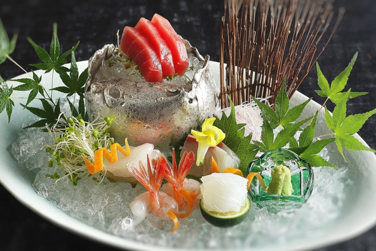 【横浜ベイエリアを一望★アニバーサリーランチ】季節の恵みを堪能★老舗料亭伝統の味〜“季節の彩御膳”+乾杯ドリンク+オリジナルギフト〜みなとみらい駅徒歩5分 / ヨコハマ グランド インターコンチネンタル ホテルの写真 5