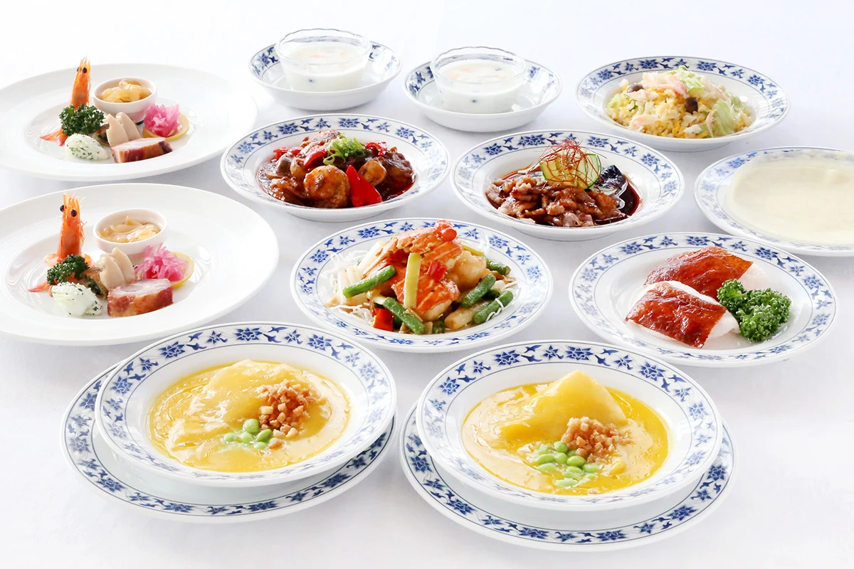【アニバーサリープラン】フカヒレ、和牛に季節食材を使った豪華中華全8品ディナー「吉祥」★乾杯スパークリング＆メッセージ入りケーキ付き★横浜中華街のランドマーク 1