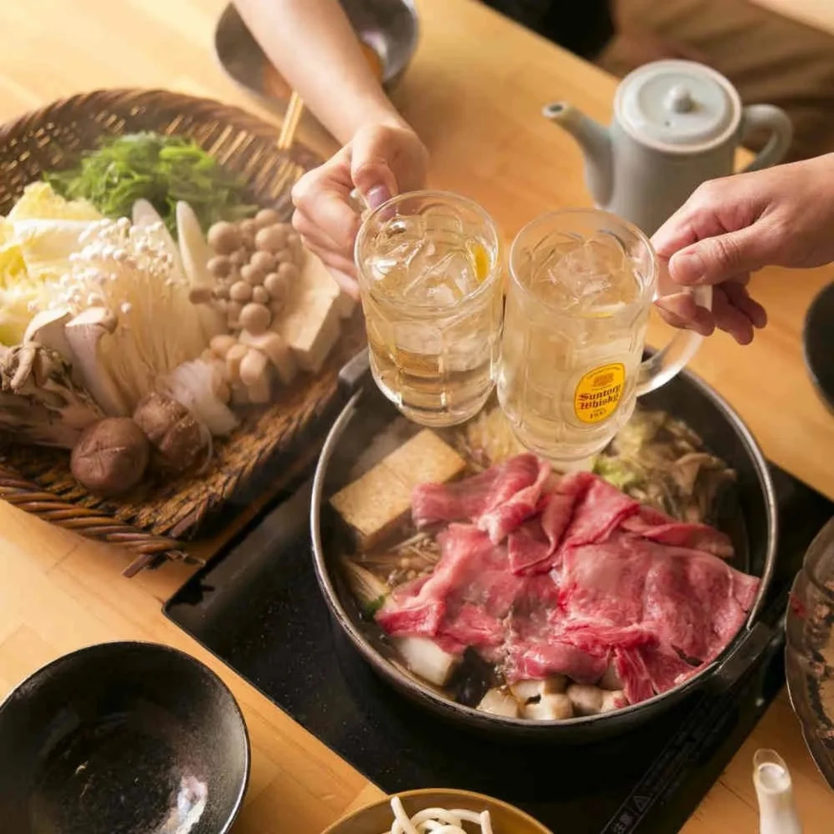 【最大16名半個室確約×大人の隠れ家で大人数の長寿お祝い/お顔合わせ】明治創業100年の精肉店厳選★特撰黒毛和牛A5ロース肉120gすきやきコース全5品+飲み放題の写真 5