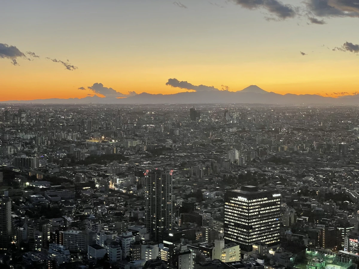お祝いに華を添える絶景を堪能 | 【半個室確約★17時00分~19時00分限定★夕暮れ~夜景を楽しむ★トワイライトアニバーサリープラン】絶品懐石コース全9品+乾杯酒+メッセージプレート★サンシャイン60の高層階からの絶景と美しい夕日に包まれた至福のお祝い時間★