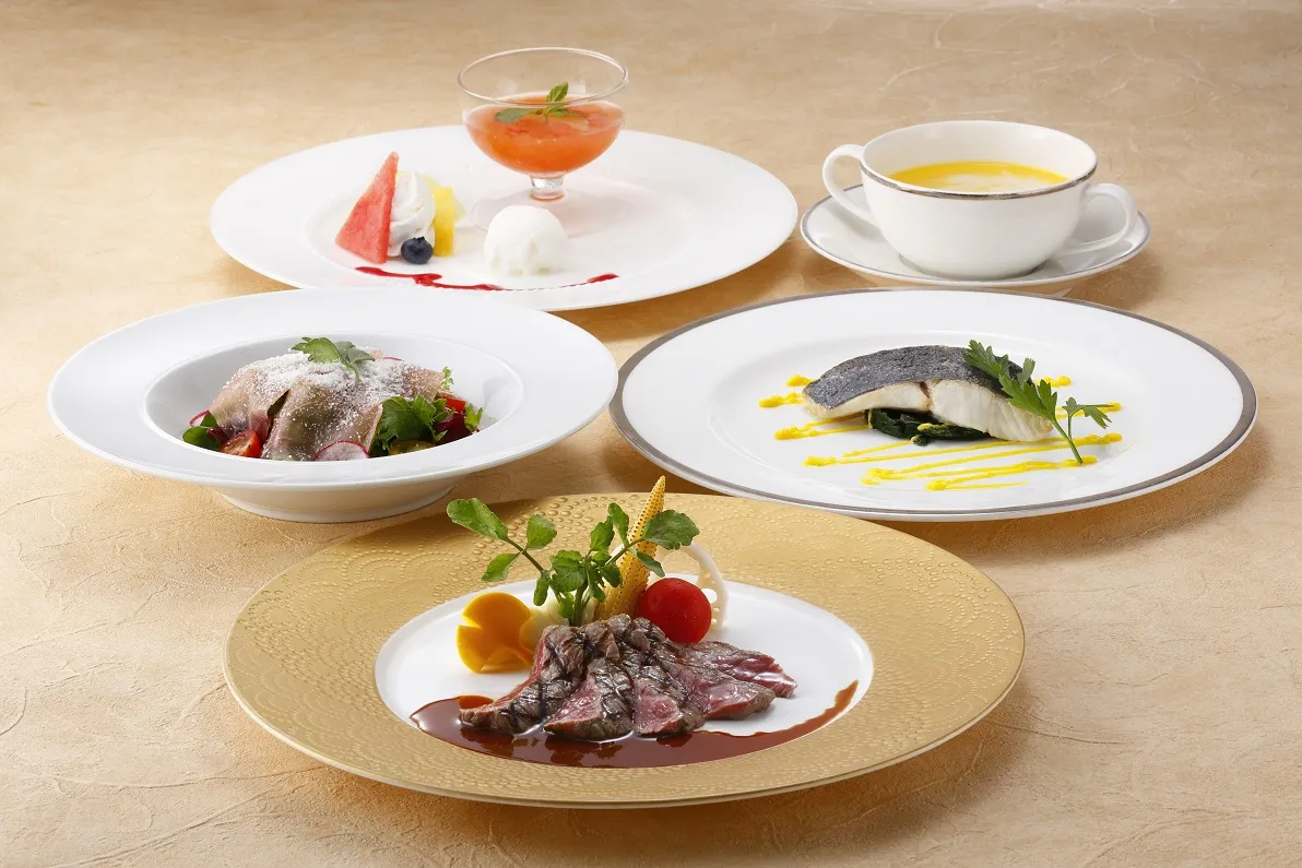 【ソレイユ】牛フィレ肉のメインなど　全5品コース 1