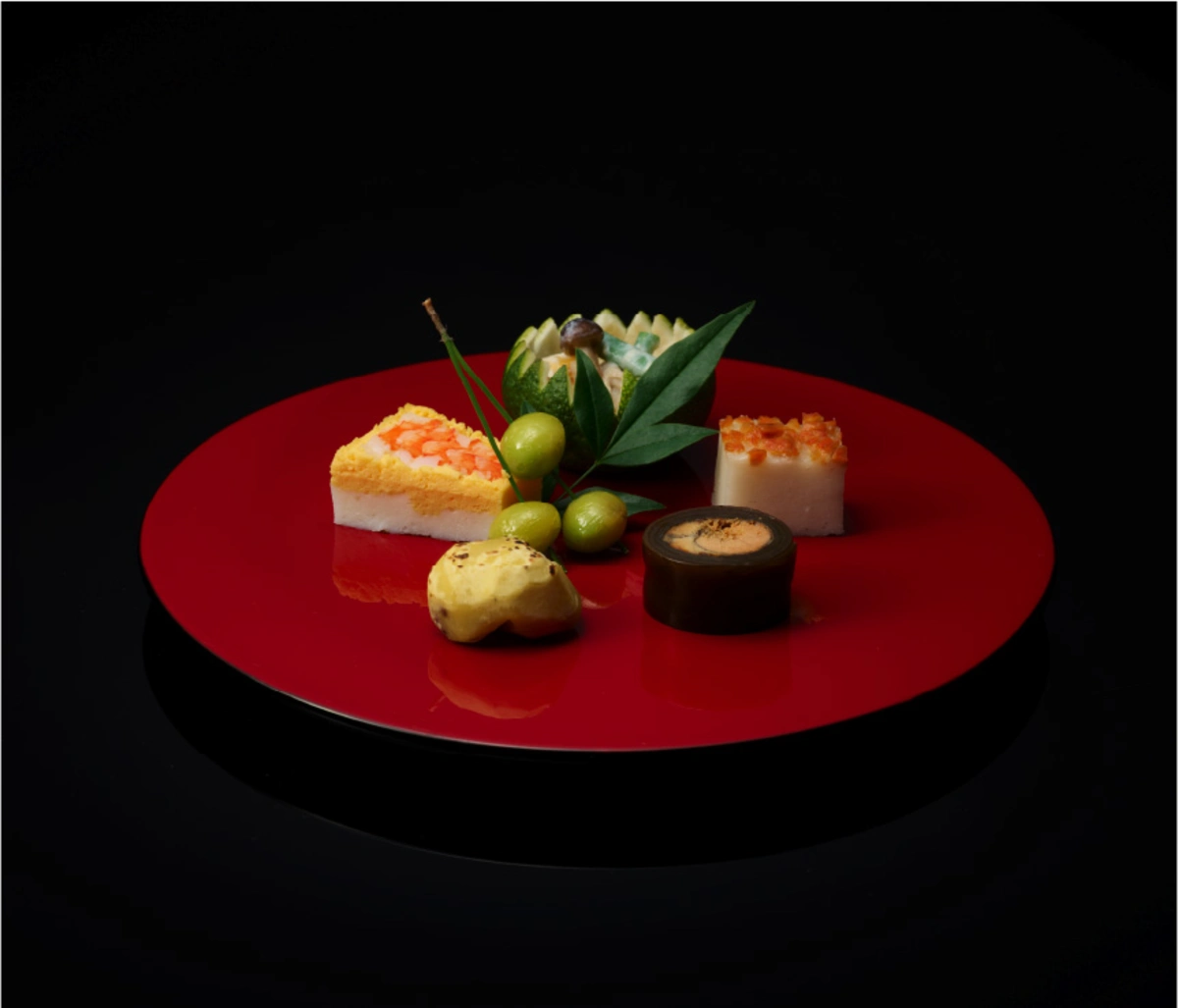 旬の恵みを味わう、本格加賀料理で叶える特別な祝宴 | 【10～25名様 / 和婚スタイルのお祝いプラン 】本格日本料理コース＋フリードリンク付き★名古屋駅徒歩1分｜華やかな祝宴のひととき