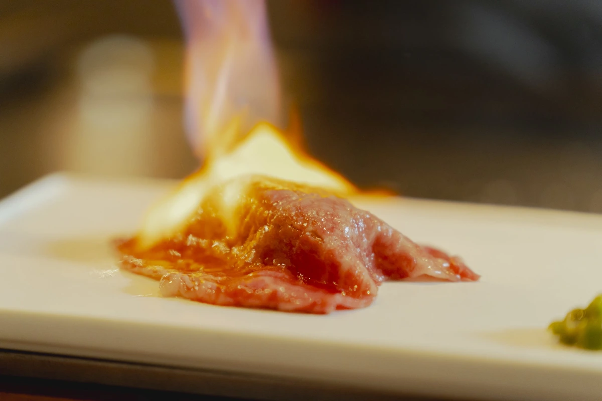  【プロポーズプラン】鉄板焼きディナーコース＋チャペル貸切 8