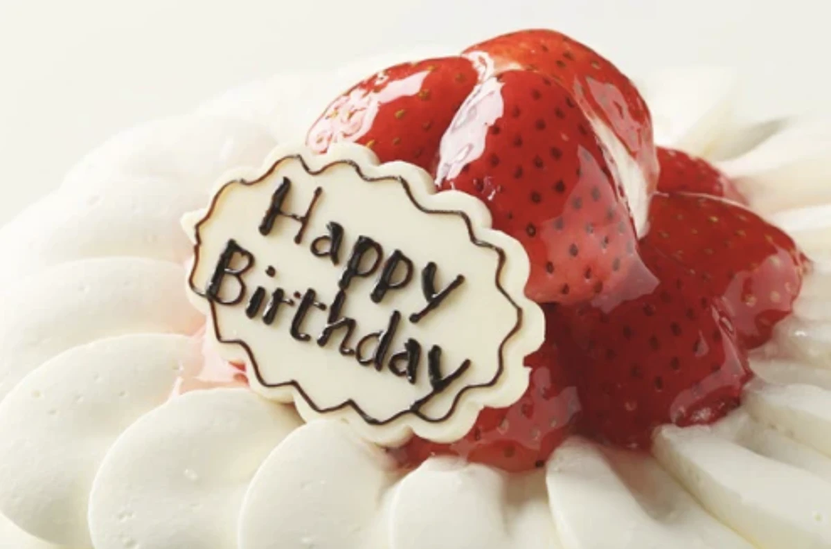 誕生日祝いで伺います。祝い鯛姿焼やホールケーキなどを追加注文したいのですが。