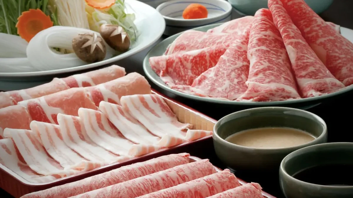 【最大50名様 / プライベート感溢れる個室確約★接待・会食プラン】大切なゲストと距離を縮める美食のひととき〜絶品しゃぶしゃぶ＆すきやき食べ放題＋乾杯用スパークリングワイン〜和の風情漂う寛ぎの空間★小倉エリアの大人の隠れ家でもてなすビジネスディナーの写真 3