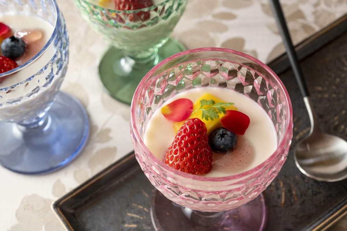 【アニバーサリープラン】本格中華料理コース＋乾杯ドリンク＋花束★浦安ブライトンホテル内★ヘルシーな中華料理でアニバーサリーをお祝い！ 1