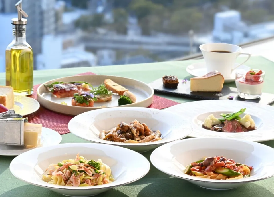 【ホテル最上階★天空の美食空間×アニバーサリーランチ】選べるパスタ＆牛肉のメインを楽しむ贅沢なコース＋メッセージ付デザート〜リーガロイヤルホテル広島33階の写真 4
