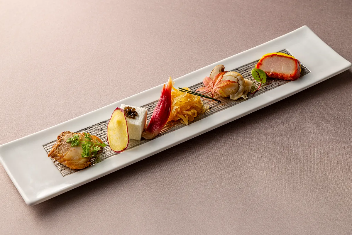 乾杯ドリンク付★【シェフズスペシャルランチ】ランチだけの季節食材満載コース 2