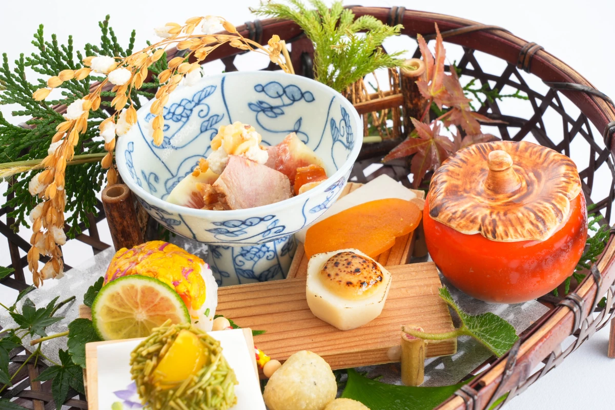 【個室確約 / ご長寿お祝いプラン】賀寿懐石コース全9品＋自家製生ケーキ＆乾杯酒 8