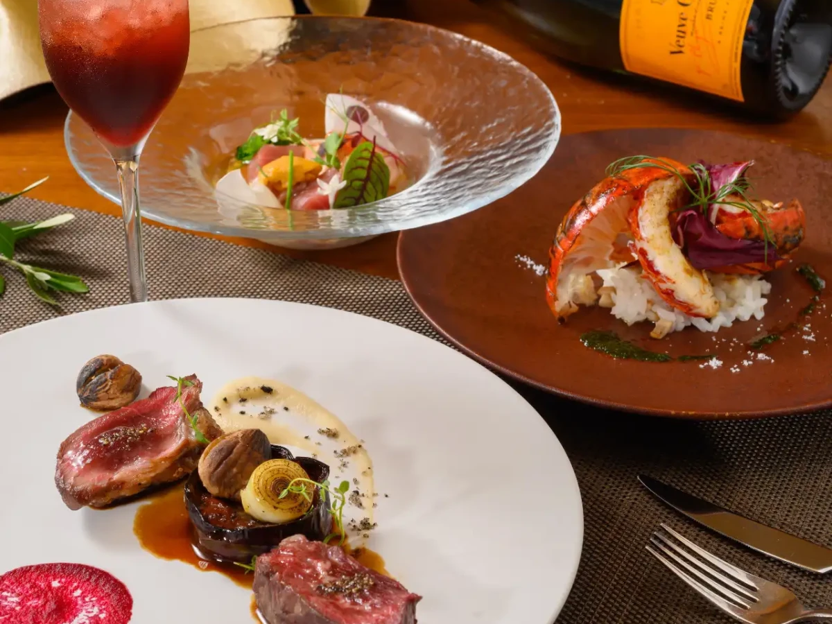 大切な方を虜にするフォトジェニックなお料理 | 【個室確約 プロポーズプラン】甘鯛のポワレや牛ヒレを含む豪華フルコースディナー全6品 ★乾杯酒+バラの花束12本プレゼント★中洲で特別な愛の告白を!