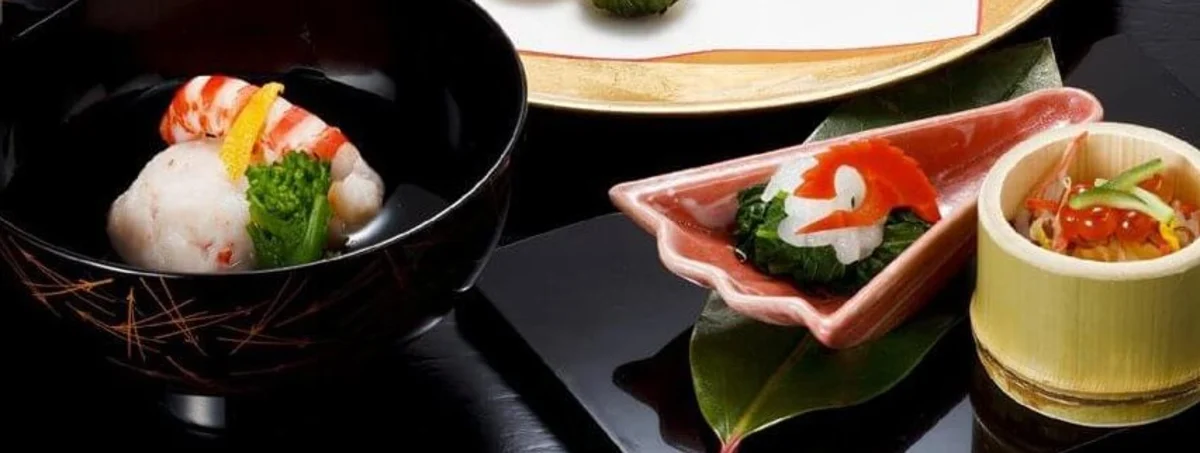 【懐石料理［福］全8品】乾杯ドリンク＋加賀の銘菓「紫雲石 4個入」付き 2
