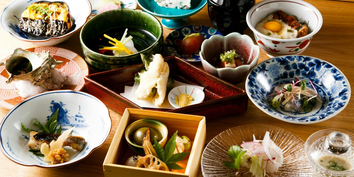 【アニバーサリープラン】厳選海鮮と旬酒の贅沢お祝いランチコース＋乾杯ドリンク付き★料理人の技を愉しむカウンター席・三越前駅徒歩2分 料理