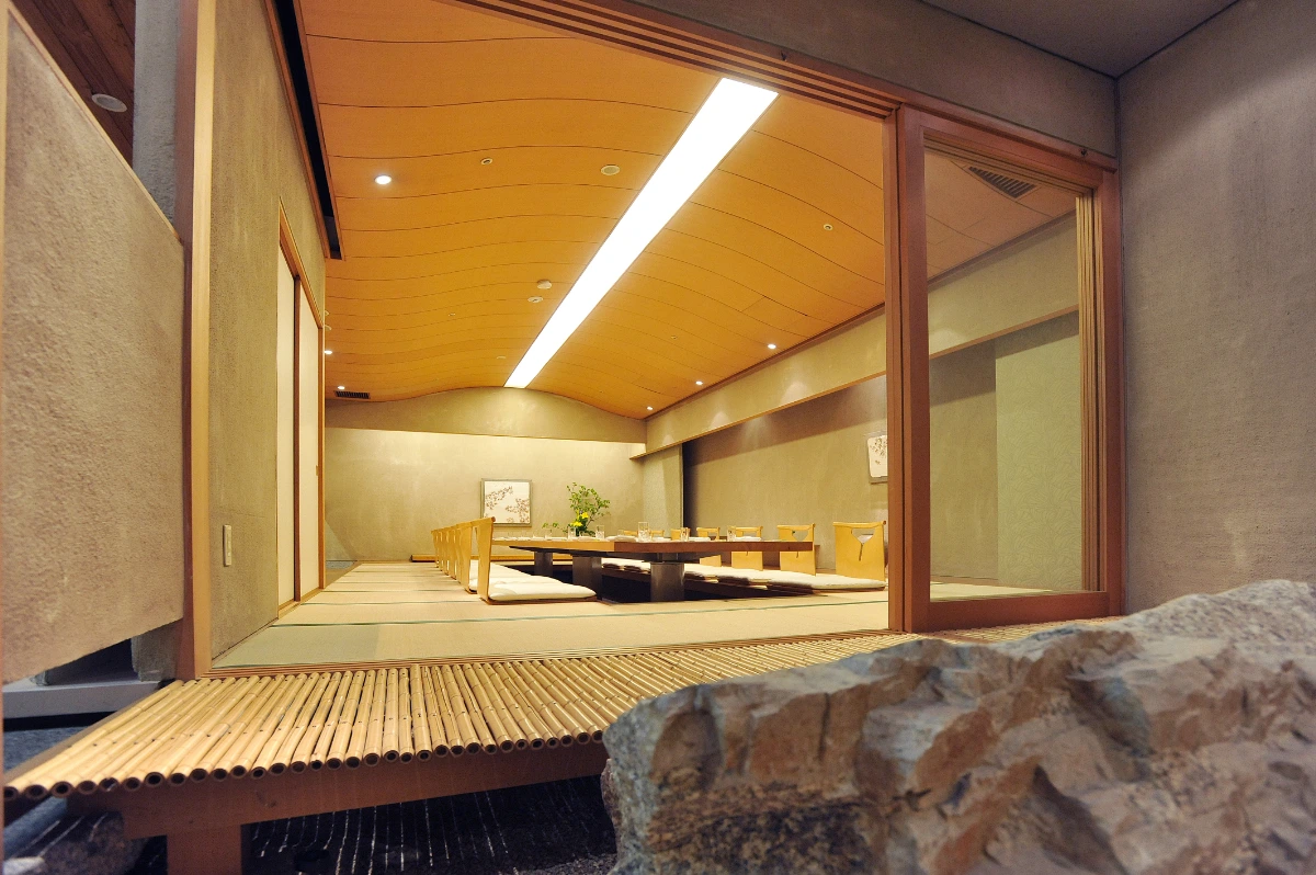 5名~10名様【趣ある個室確約!顔合わせ・ご結納プラン】四季折々の会席料理「華コース」+卓上装花+桜湯&和菓子+当日の結納式進行付き★福山ニューキャッスルホテル内 〜両家の絆を深める〜の写真 4