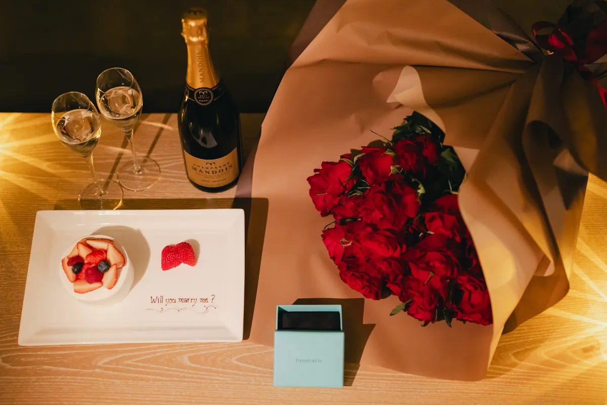 【プロポーズプラン】豪華フルコース6品＆乾杯ドリンク＋メッセージケーキ付きの写真 3