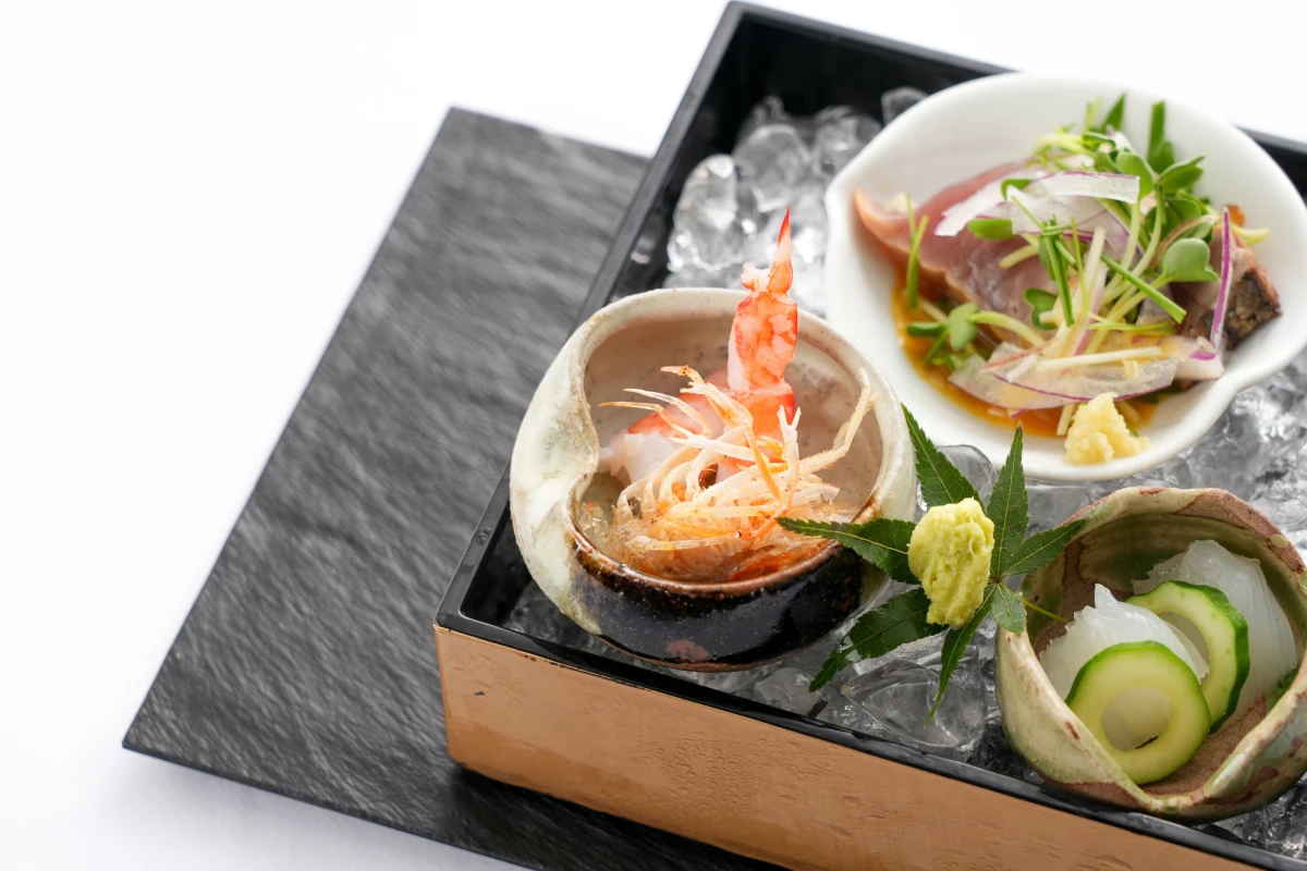 11本のバラの花束＋特別懐石全9品ディナー＋乾杯酒シャンパン（モエ・エ・シャンドン） 7