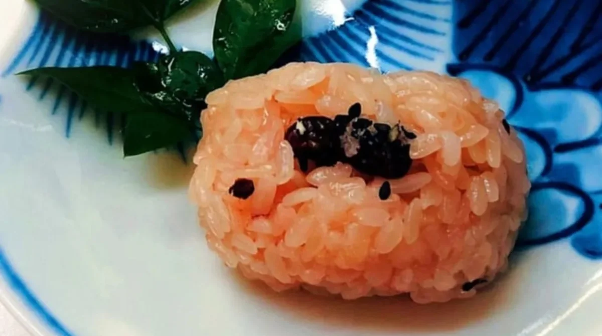【還暦・ご長寿プラン】ランチ限定★高級食材を使用した全9品の慶事会席+還暦お祝い用お赤飯+ワンドリンク★横浜駅直結の百貨店で伝統の上方料理に舌鼓★の写真 5