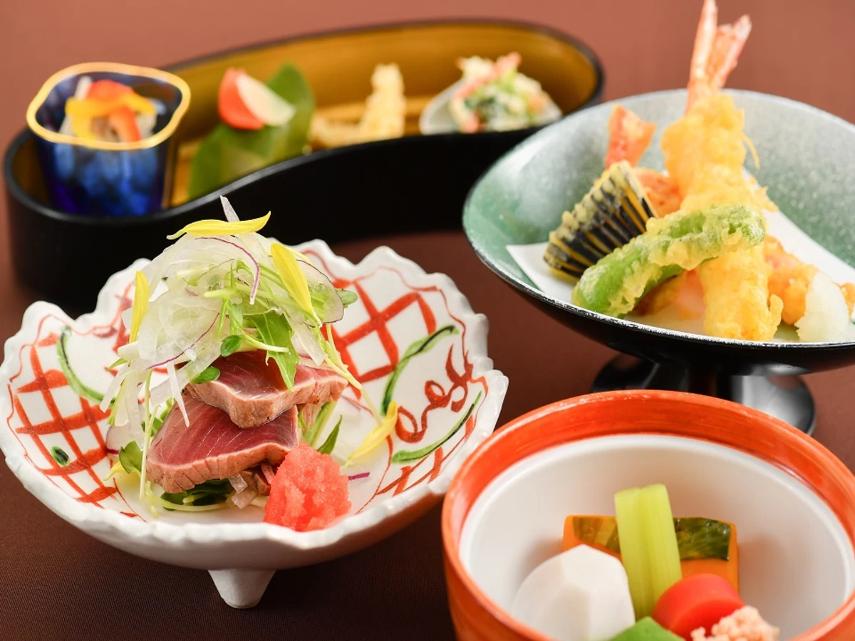 本格会席全8品（120分の飲み放題付き） 4