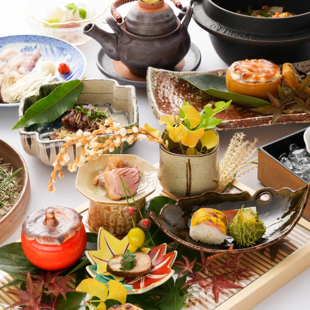 華やかな懐石料理全9品