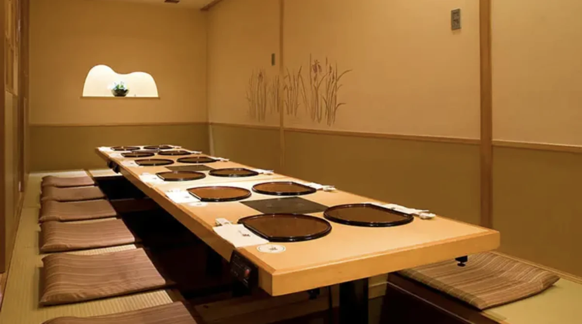 【4〜10名様 / 個室確約★ご長寿還暦お祝いプラン】旬の美食を贅沢に味わう〜人生の節目を祝うご宴席は華やかに★心尽くしの慶祝会席＋乾杯ドリンク〜アクセス抜群★天神駅徒歩2分の大人の隠れ家の写真 2