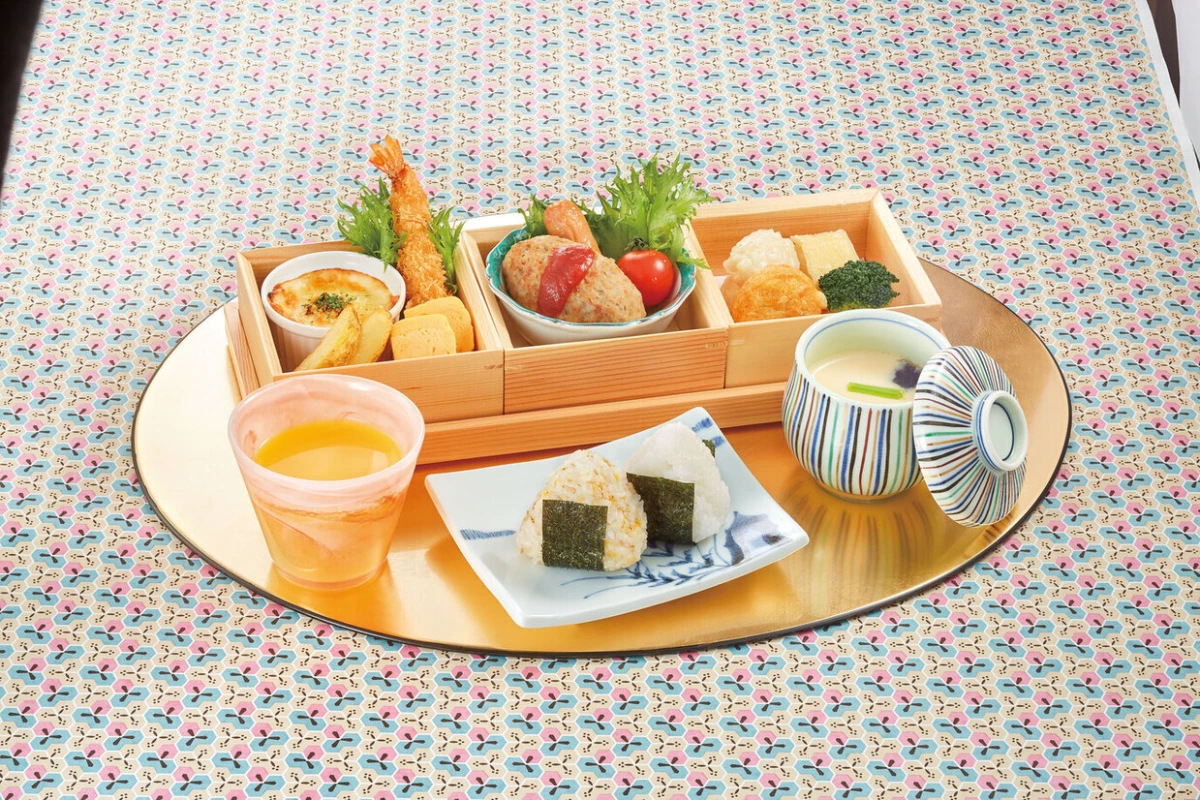 【個室確約×お食い初めプラン】焼鯛付きお食い初め膳注文可◎絹のようにとろける極上湯葉で味わうお祝い懐石全12品～寿～◆琵琶湖が一望できる贅沢個室で過ごすお子様の生誕100日お祝い時間 料理