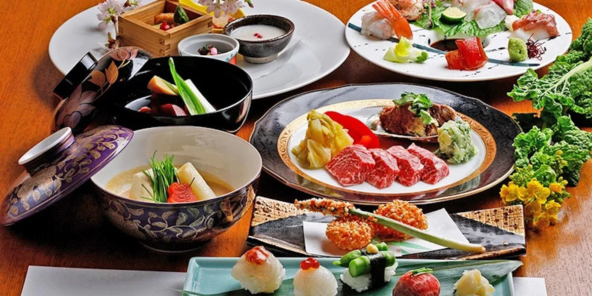 黒毛和牛や鮮魚3種盛りを含む豪華ディナー全10品 1