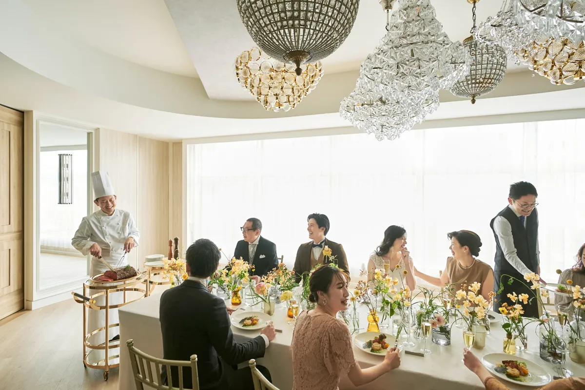 【6～40名様｜個室確約★平日限定の顔合わせ】彩り祝い重＆料理長厳選肉料理を味わう「結（YUI）」プラン＋当日のしおり＆テーブル装花＆記念写真＆事前打ち合わせ付き★横浜マリンタワー近く｜駅直結の写真 4
