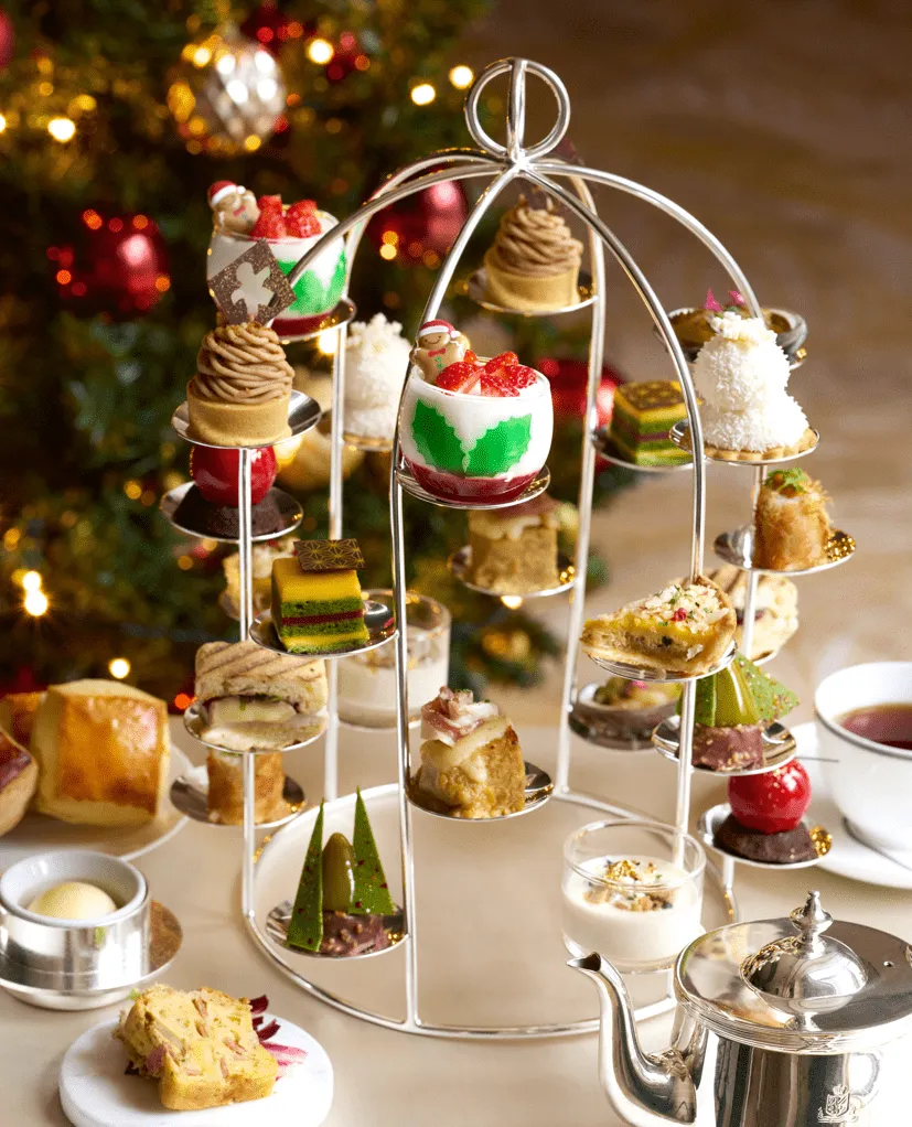 【12月24日,25日限定★クリスマスディナープラン】心華やぐ聖夜に憧れの5つ星ホテル体験★最高のおもてなしと共に楽しむクリスマスアフタヌーンティー＋オーナメント★日比谷駅直結の美食空間〜ザ・ペニンシュラ東京の写真 5