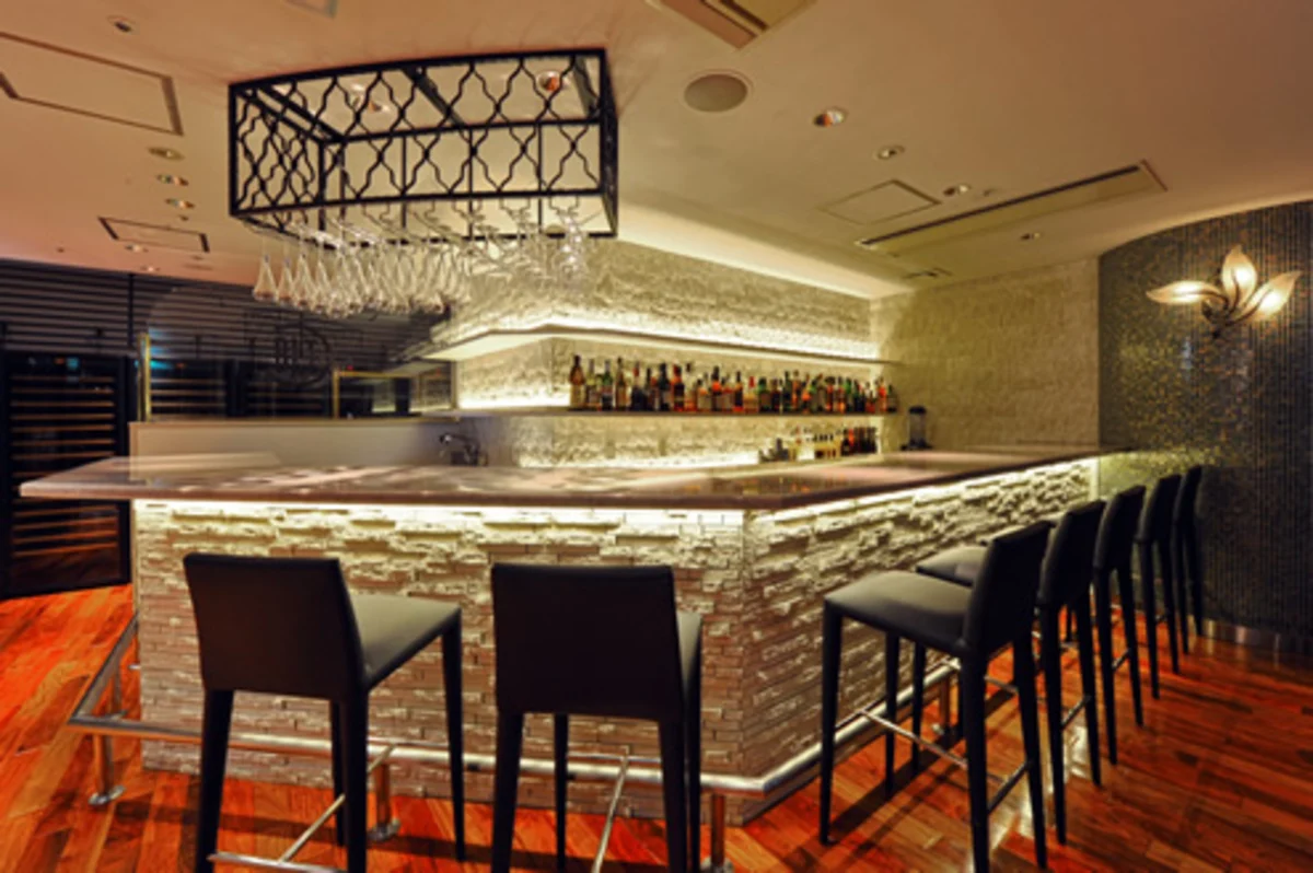 【デートに最適◎ランチプラン】ハンガーステーキコース全5品＋食前酒付★本格派のステーキと共に大切な日をお祝い★六本木一丁目駅直結★ 内観/外観
