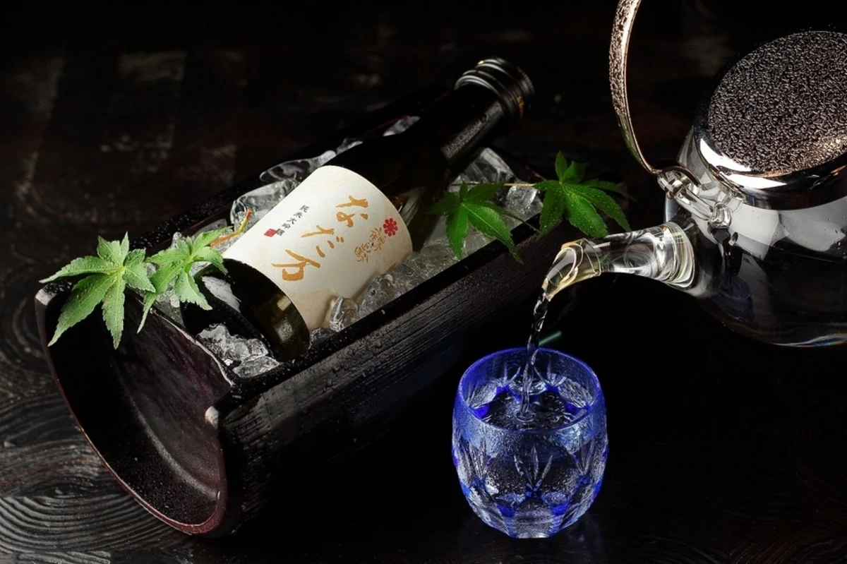 【4〜16名様 / 個室確約★大人数の忘年会お祝いランチプラン】賀寿祝いや七五三、ファーストバースデーにもおすすめ〜1830年創業・老舗料亭伝統の味に舌鼓★季節の恵みと匠の技が織りなす懐石料理＋乾杯ドリンク〜日比谷駅徒歩3分の写真 4