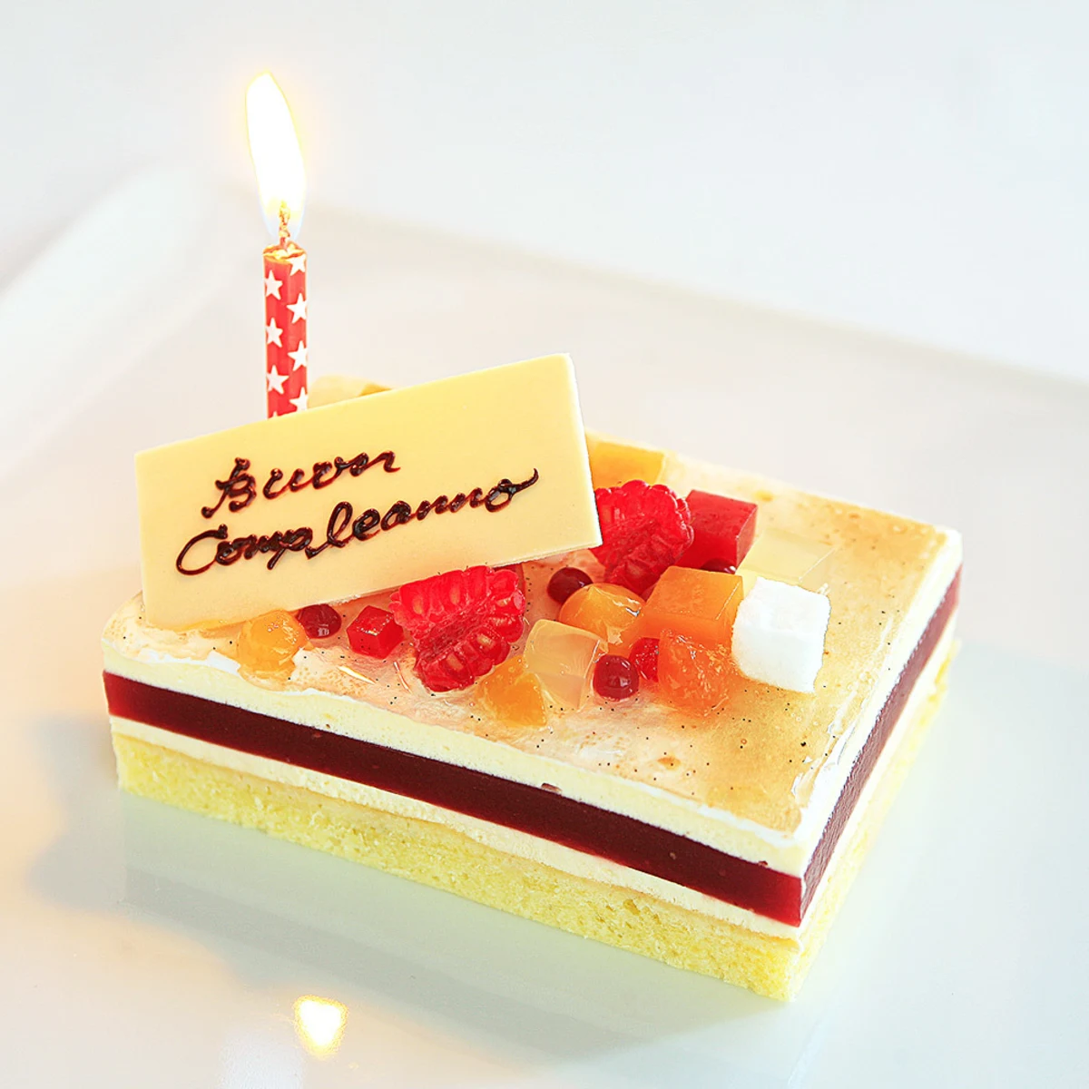 アニバーサリーケーキ（メッセージ付き）