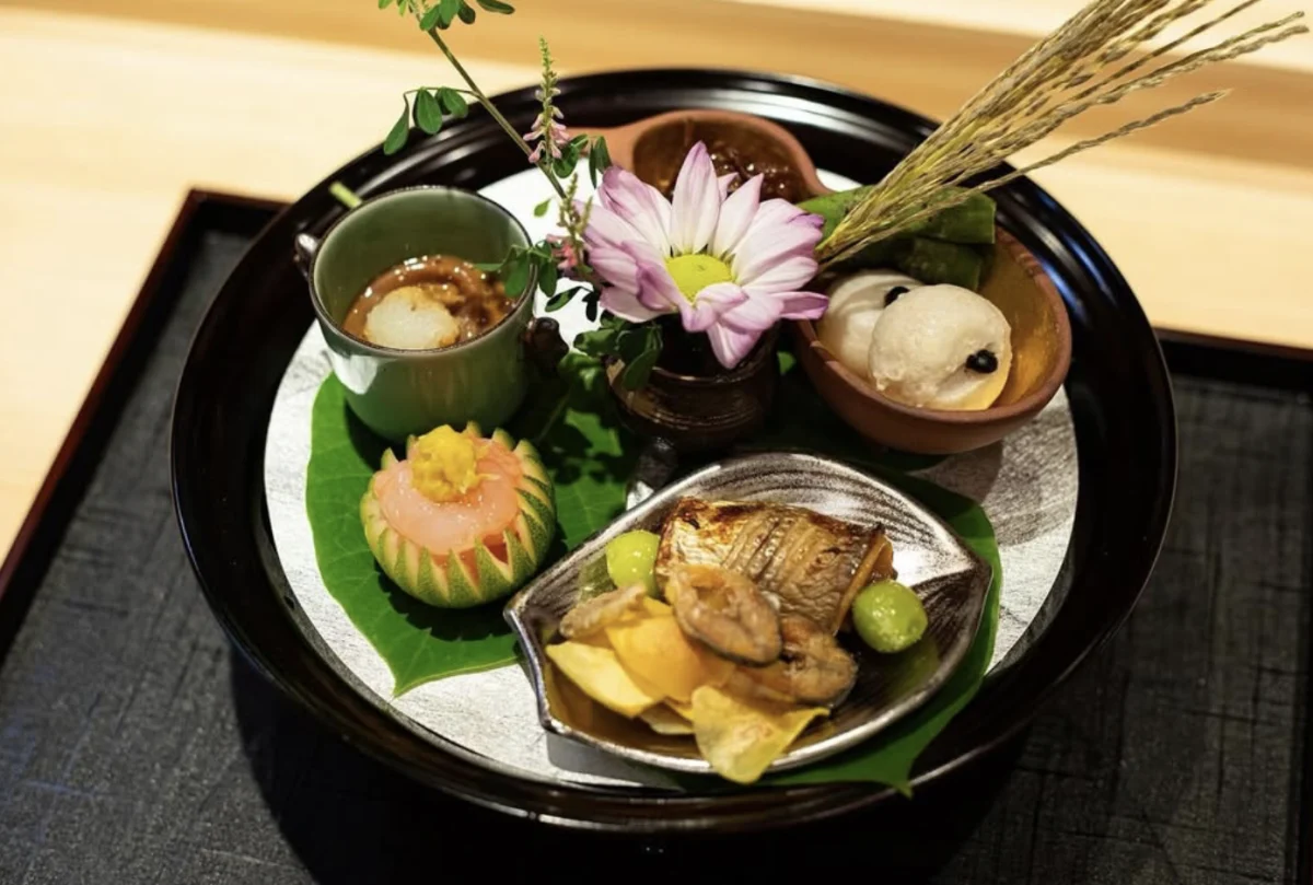 【個室確約★結納・お顔合わせランチ】旬の美食を贅沢に味わう特別懐石料理★歴史ある京町家の個室でハレの日を祝うの写真 2