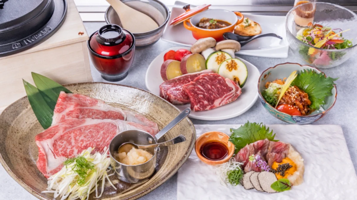 【接待・会食プラン】神戸牛ユッケや黒毛和牛ヘレなど全9品★神戸ハンター坂の肉料理店で贅沢にもてなす特別なひととき 料理