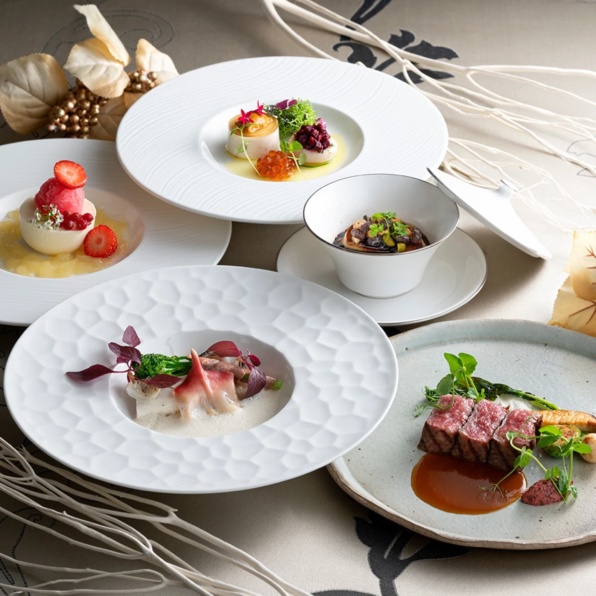 【個室選択可×プロポーズプラン】輝く夜景の中で楽しむフレンチディナーコース＋乾杯スパークリング＆フリードリンク付き★選べるオプションで理想の演出を★金山駅すぐのホテルレストラン 料理