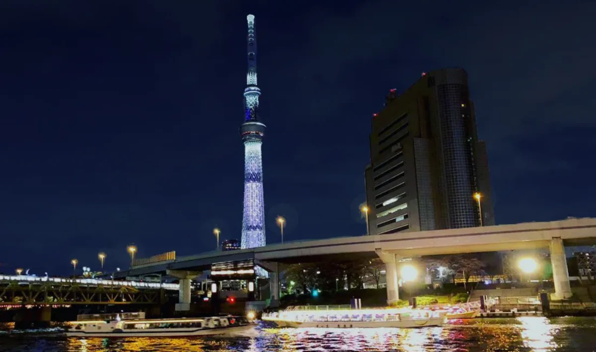 東京の名所を巡る、煌めく夜景に包まれる贅沢な時間 | 【アニバーサリープラン×お台場・スカイツリー夜景×乗合屋形船】旬のお刺身＆揚げたて天ぷらメイン全10品ディナー★飲み放題付き★浅草発の東京湾の夜景とともに