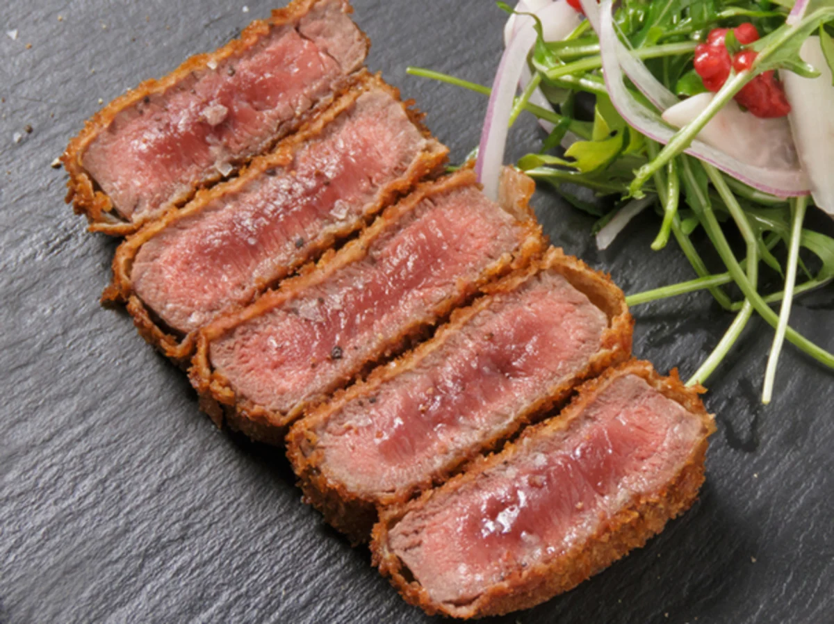 【アニバーサリープラン】人気の具沢山魚介のパエリア含む全7品コース＋飲み放題＋メッセージプレート★大手町の大人の隠れ家で大切な日をお祝い★の写真 5