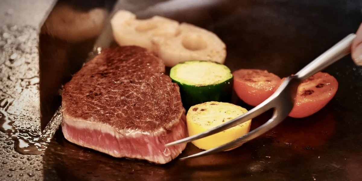 【4〜12名様 / 個室確約★ご結納・ご両家お顔合わせプラン】美食の饗宴〜とろけるような舌ざわり★選べる神戸牛A5ステーキコース〜銀座の名店でご両家の晴れやかな門出を 料理