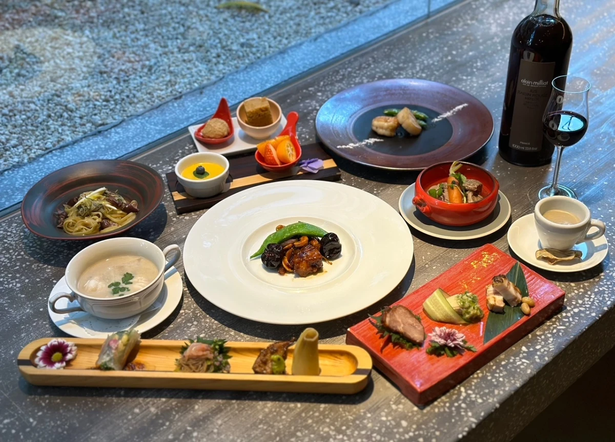 【アニバーサリープラン】彩り豊かな旬食材で仕上げた本格中華ディナーコース＋乾杯シャンパン★靭公園隣接★ 1