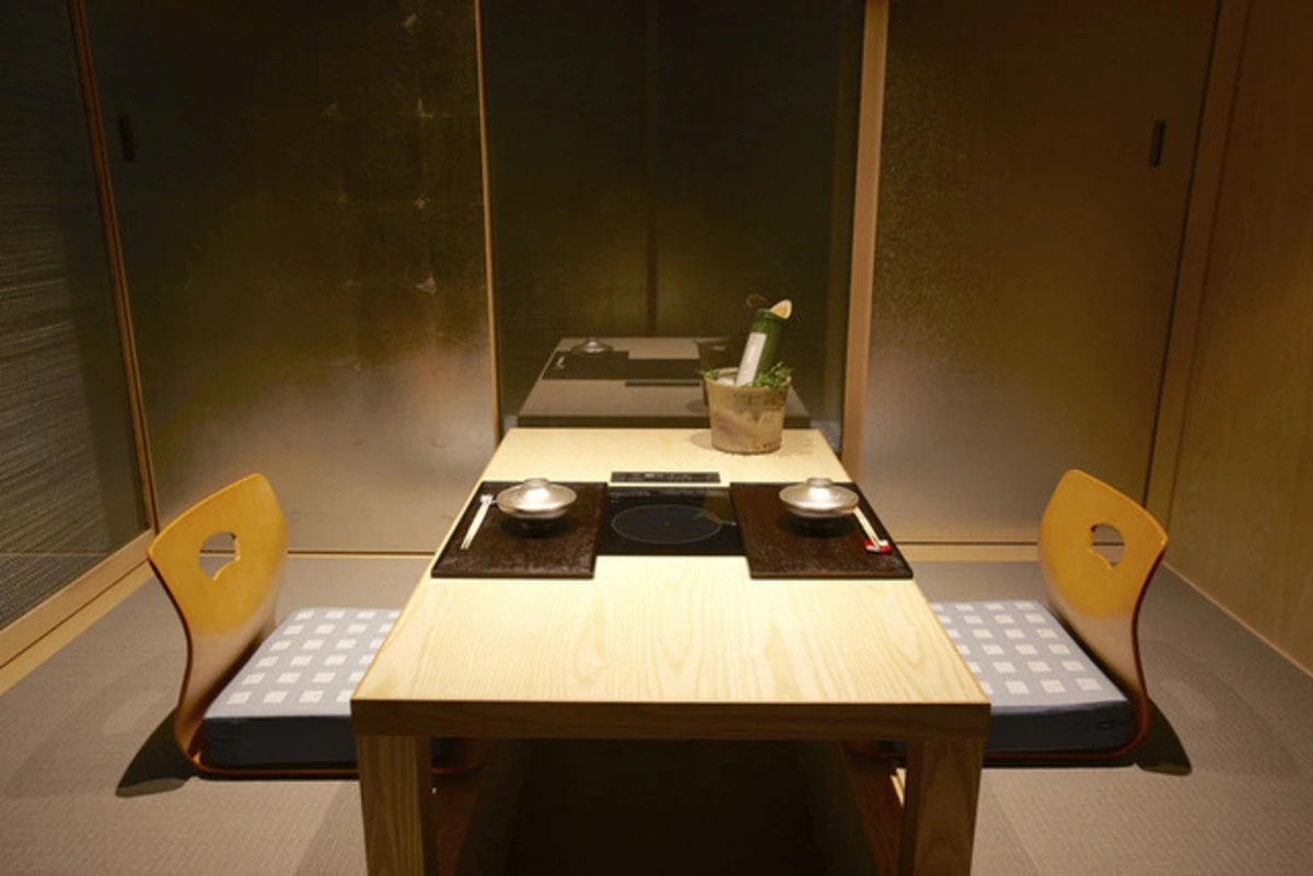 【最大10名 個室確約×お祝いランチプラン】厳選豚肉の出汁しゃぶ会席★六本木にある大人の隠れ家で素敵なお祝いの写真 2