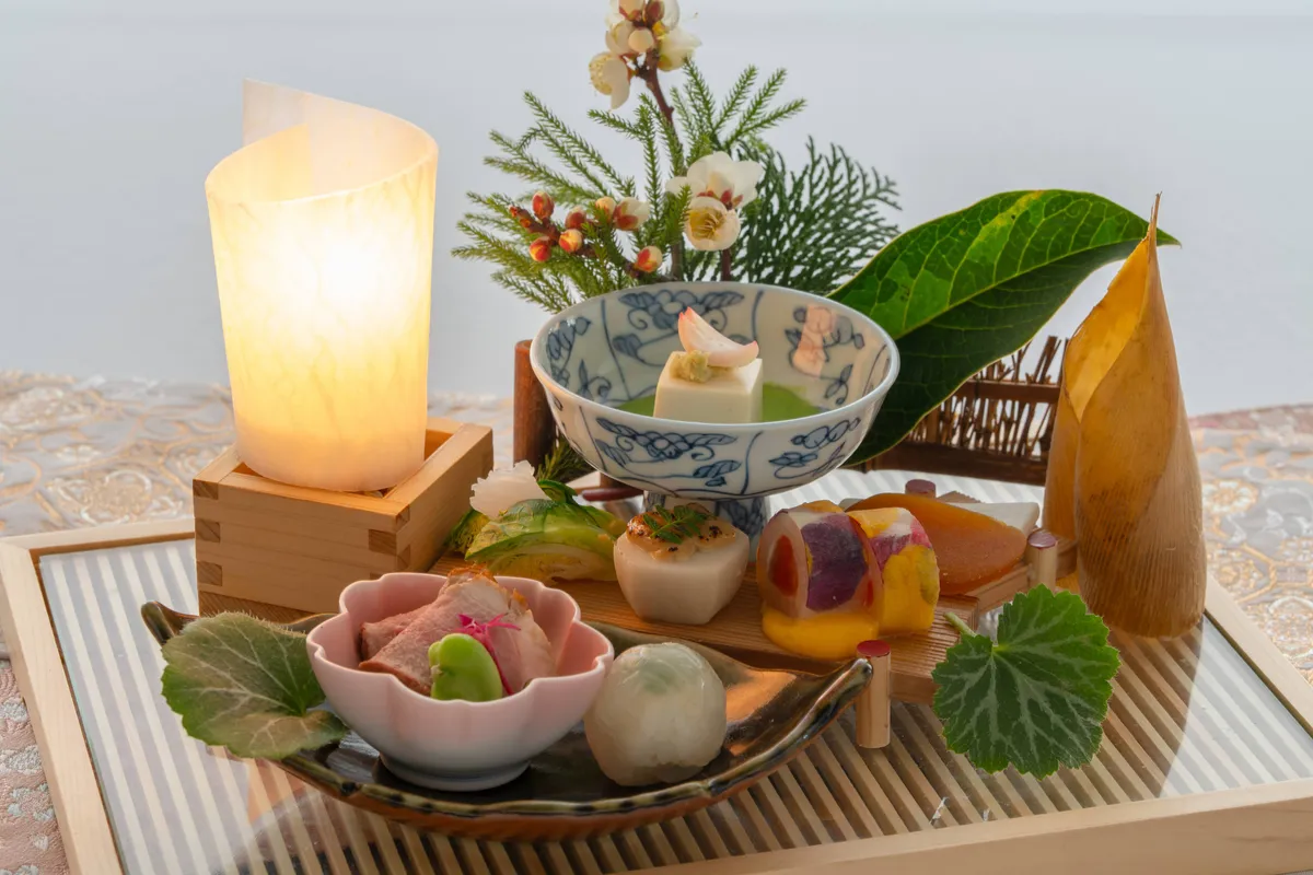 【個室確約！プロポーズプラン】季節を味わえる豪華全9品星のなる木総料理長特別懐石コース★ボトルシャンパン［ペリエ・ジュエ］＋メッセージ付き特製ケーキ★ 21