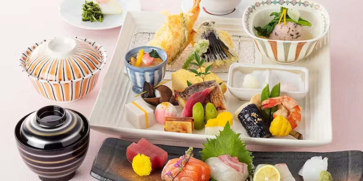【眺望◎宴会場貸切 お食い初めプラン】ホテル最上階の宴会場を貸し切り！旬食材で仕上げた絶品会席★阪急「十三駅」より徒歩5分のホテル 料理