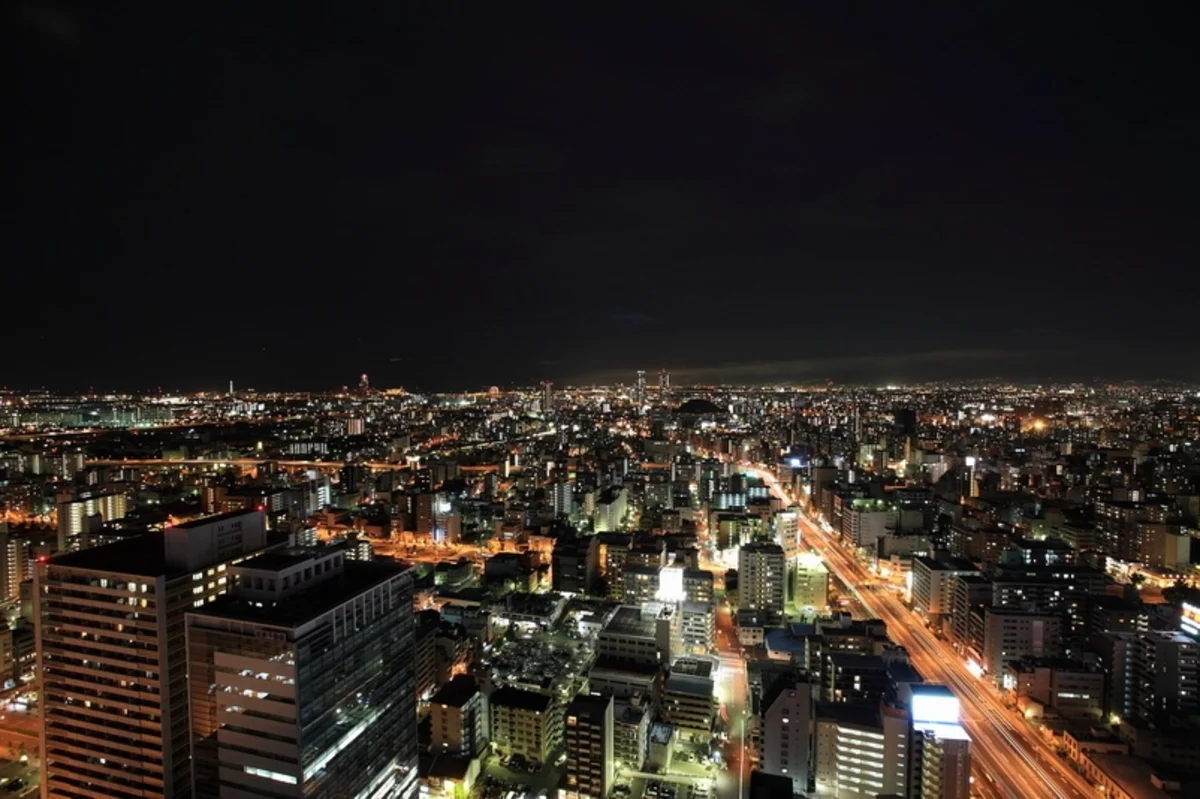 【地上22階★夜景を望む特等席×アニバーサリーディナー】伊勢海老・鮑・黒毛和牛を堪能する贅沢な鉄板焼きコース+乾杯用スパークリングワイン+メッセージ付ケーキ+ミニブーケ★なんば駅徒歩1分・天空の美食空間〜ホテルモントレグラスミア大阪の写真 3