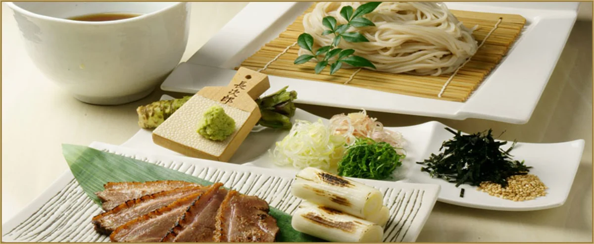 【京王プラザホテルで祝うアニバーサリープラン】本格信州蕎麦を含む絶品和食ランチ全9品 ｜花コース★フルーツ盛り合わせメッセージプレート付★ 3