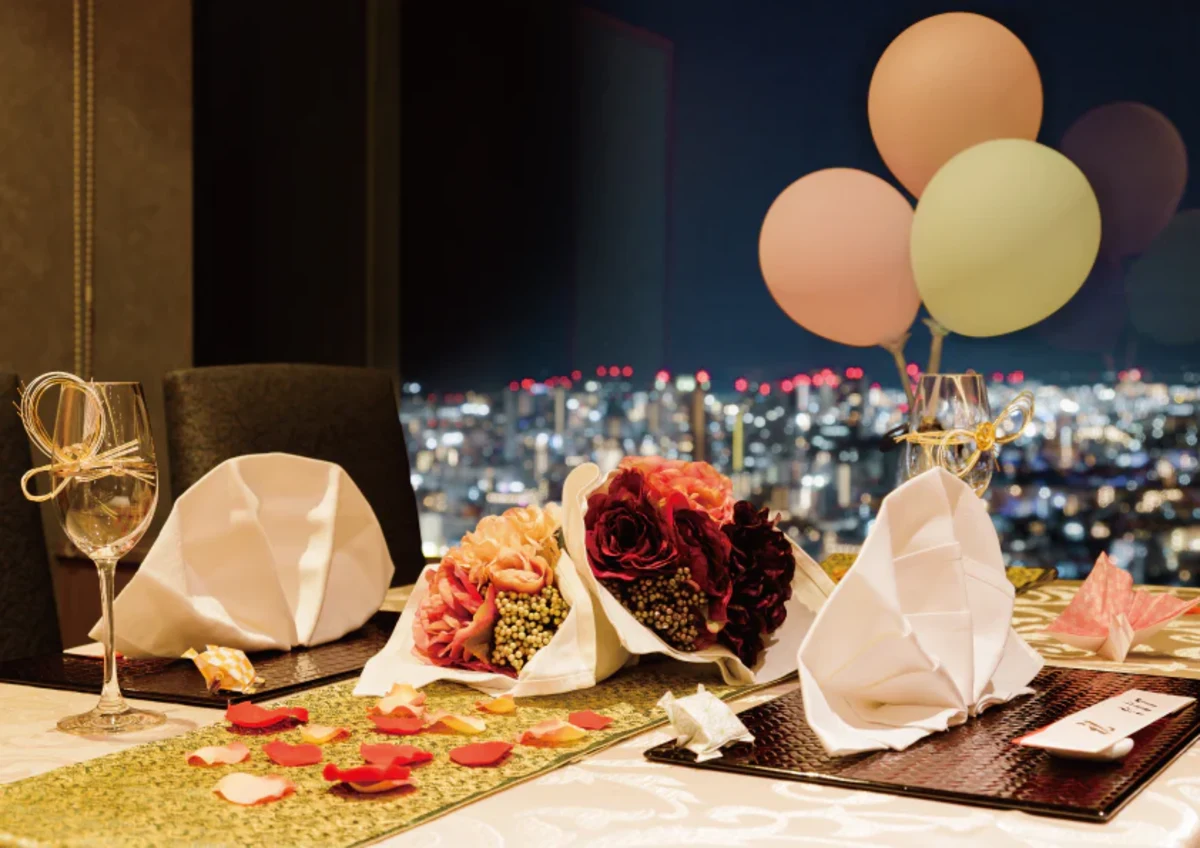 【誕生日ディナープラン】誕生日に最適な華やかな懐石+乾杯用ドリンク+デザートプレート+記念フォトサービス★新神戸駅直結★特別な誕生日のお祝いの写真 2