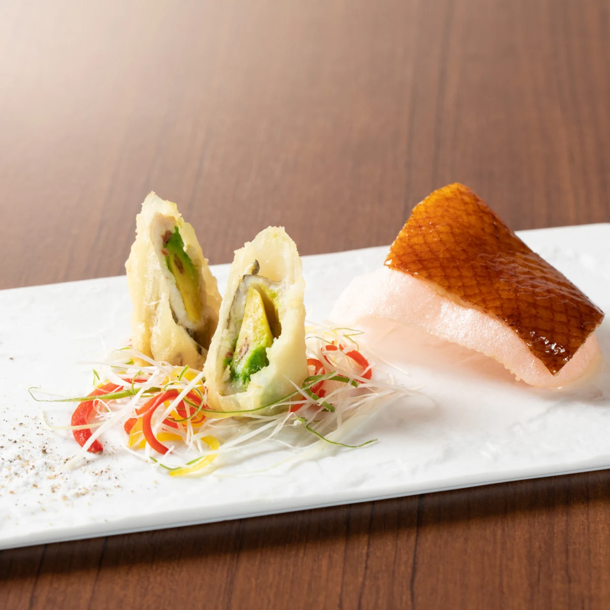 【豪華食材を使った中華コース】乾杯スパークリングワイン＋メッセージプレート＋空中庭園展望台チケット付き 3