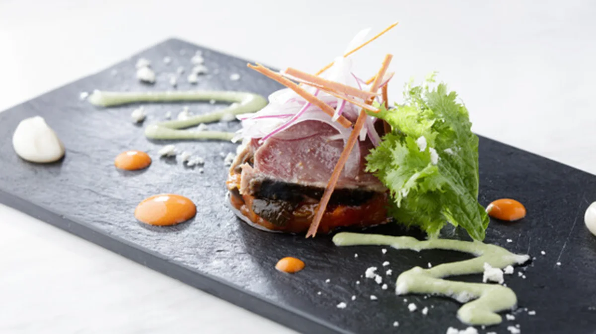贅沢な食材と共に堪能する、極上のフレンチコース | 【最大20名まで可/お祝いプラン】八丁堀駅から徒歩2分★高級食材使用！魚＆肉のWメイン料理を含むフレンチコース全６品＋乾杯スパークリング＋メッセージプレート付