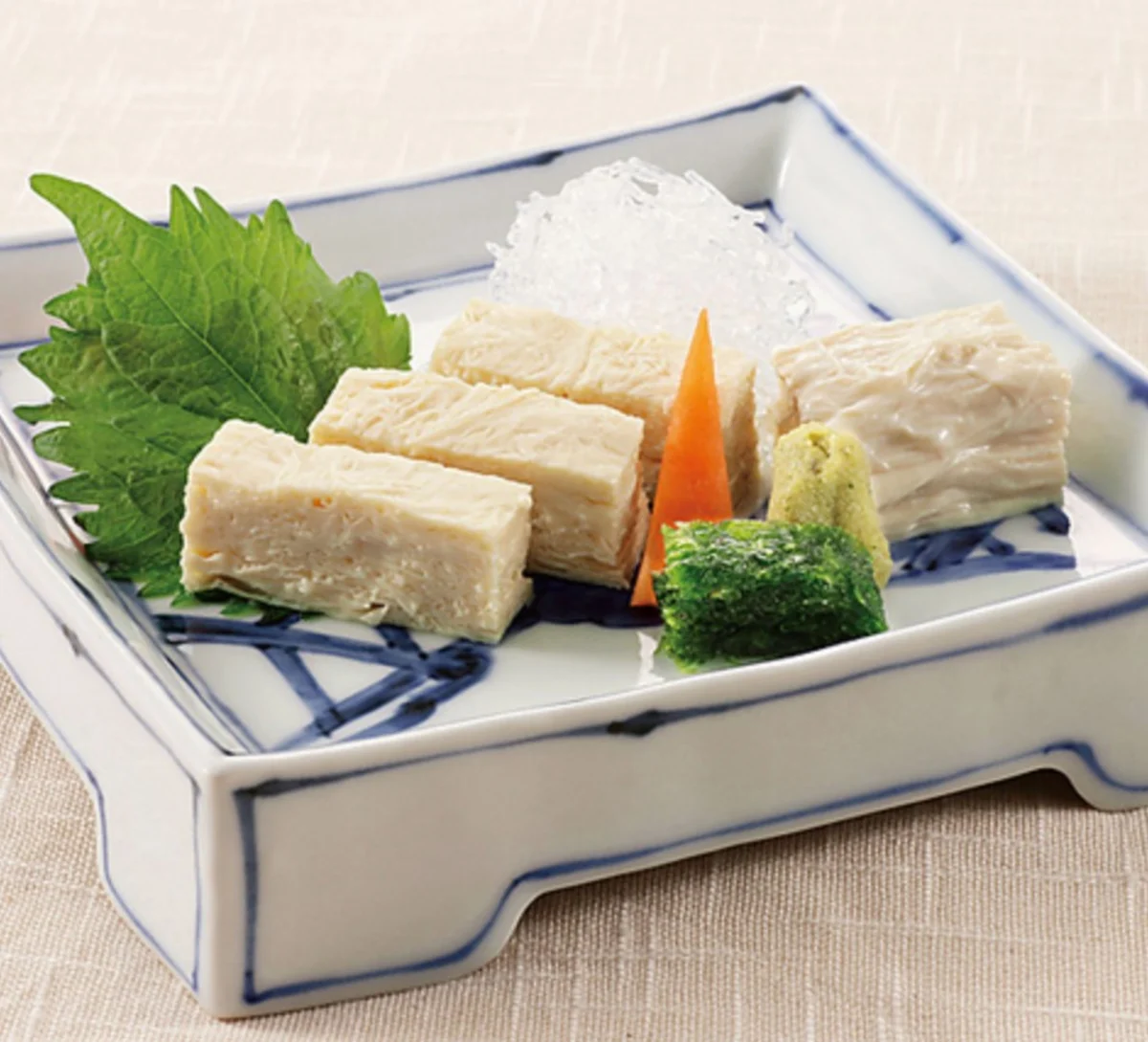 ①【お祝い懐石〜寿〜】名物の湯葉や豆腐・黒毛和牛の溶岩焼きなどを堪能 4