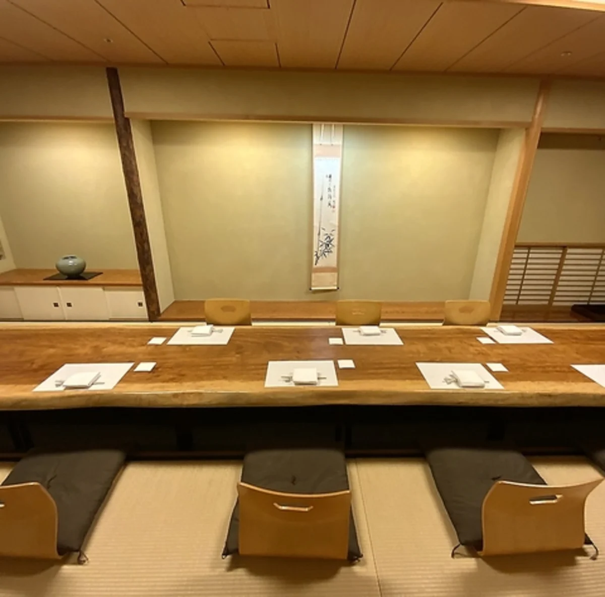 個室（別途部屋代発生します）