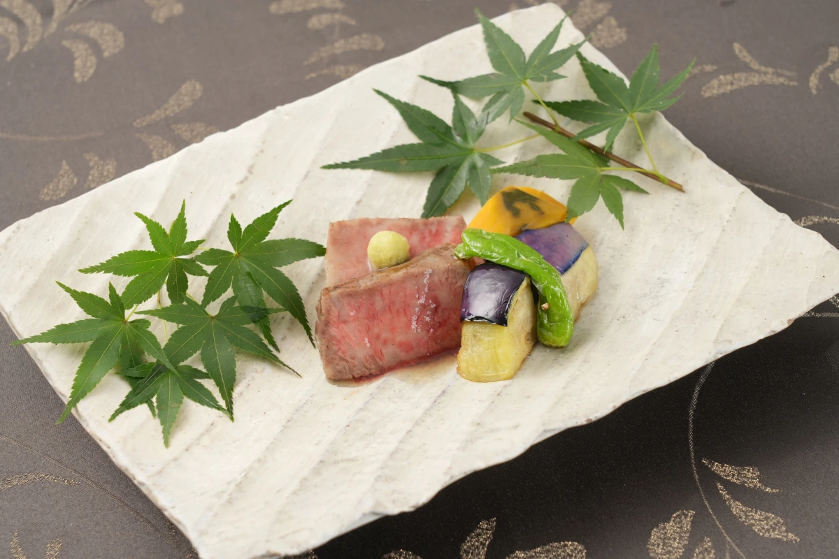 【個室確約！プレミアムアニバーサリープラン】季節を味わえる豪華全9品懐石コース★シャンパンボトル［ペリエ・ジュエ］＋メッセージ付き特製ケーキ★ 8